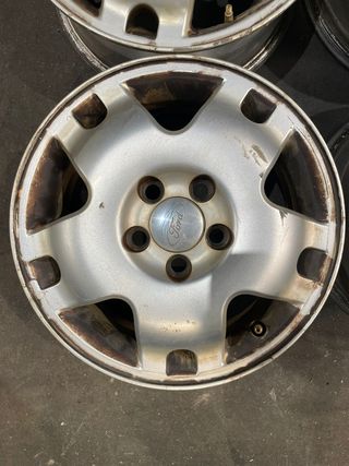 JUEGO DE LLANTAS PARA FORD TOURNEO 15"  5X108
