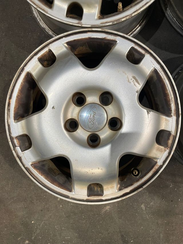 JUEGO DE LLANTAS PARA FORD TOURNEO 15"  5X108