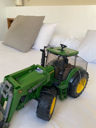 Tractor John Deere 7930 con pala