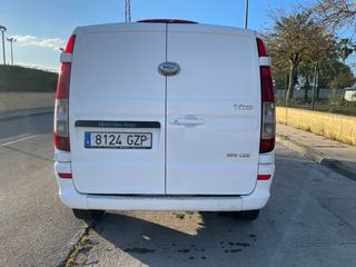 Mercedes-Benz Vito 2011