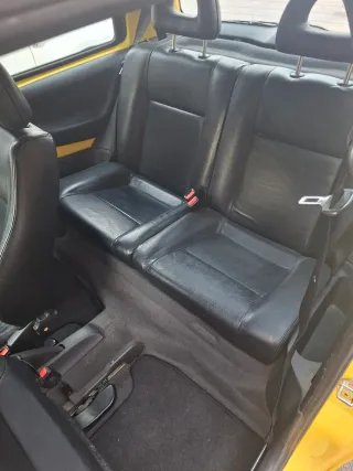 SEAT Arosa 2002