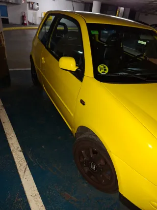 SEAT Arosa 2002