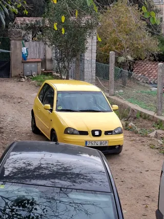 SEAT Arosa 2002