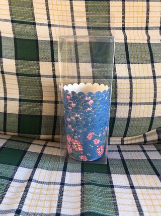 Pirottini per dolci con fiori blu e rosa