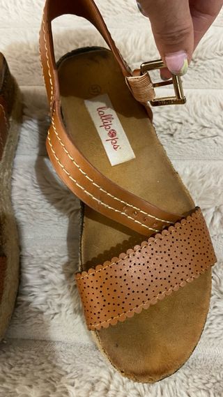 Sandalias cuña esparto marrones