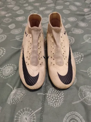 Botas de fútbol Nike Mercurial Beige/Negro
