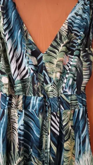 Elegante abito lungo fantasia tropicale