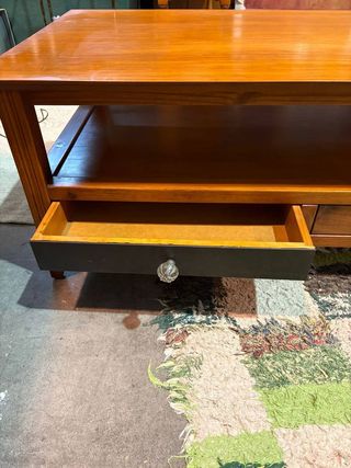 MESA DE TV MADERA
