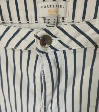 Pantalón pitillo rayas Stradivarius