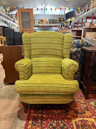 SILLÓN CLÁSICO AMARILLO Y VERDE