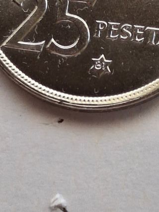 LOTE D-6: -4 Monedas 25 Pts. 1980-1981 -S/C-