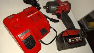 Llave de Impacto Milwaukee M18 1/2 740Nm