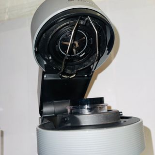 Cafetera cápsulas De'Longhi Nespresso Vertuo Next ENV120.GY