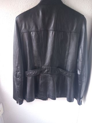 Chaqueta de cuero Fórmula Joven Negra