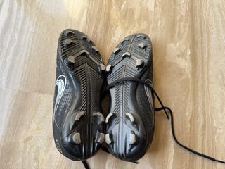 Botas de fútbol Nike negras T.32