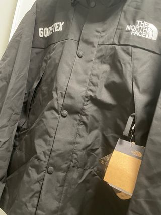 The North Face GORE-TEX Negra – Talla M