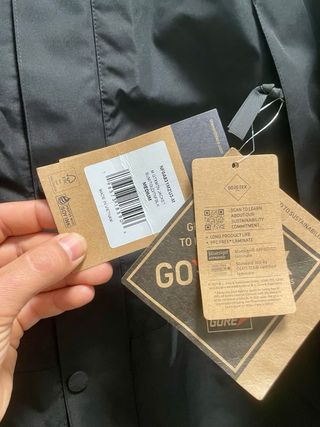 The North Face GORE-TEX Negra – Talla M