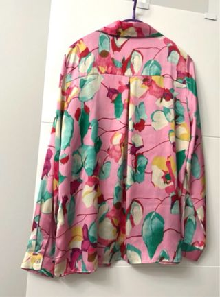 Camisa Zara Estampado Flores Talla M Satinada