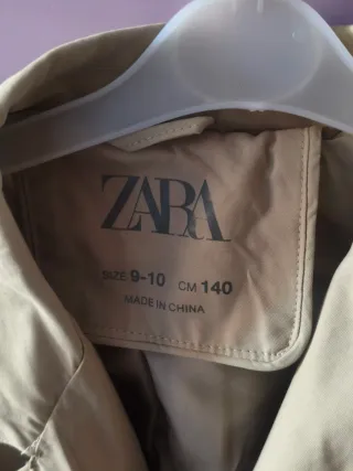 Gabardina Zara niña beige Talla 10