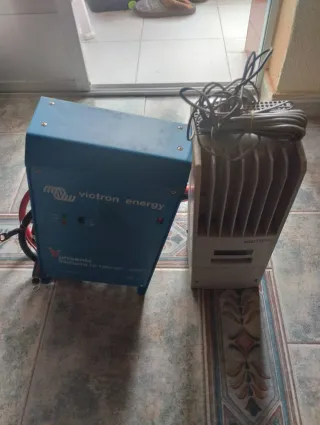 Victron Phoenix Multiplus 12V 1200VA