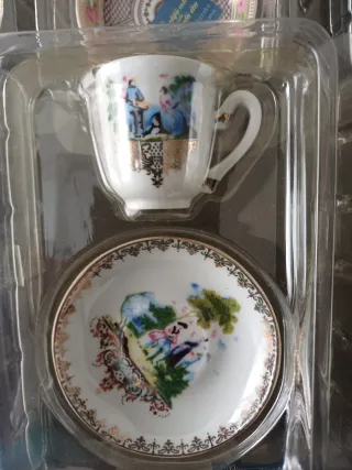 Stock Tazzine e Piattini Porcellana Nuovi