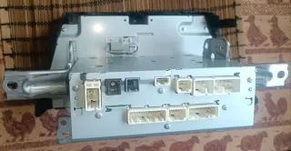 Radio Toyota Prius Plus CV-VS04F0AJA
