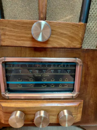 Radio de válvulas vintage