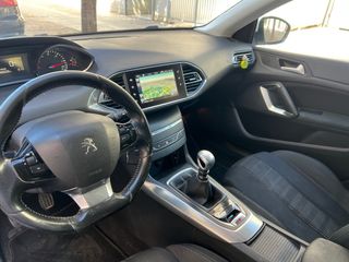 Peugeot 308 2015