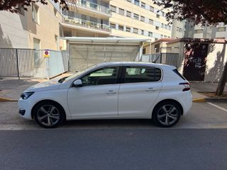 Peugeot 308 2015