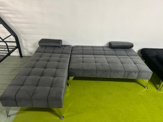 SOFÁ CHAISE-LONGUE reversible + 2 cojines*