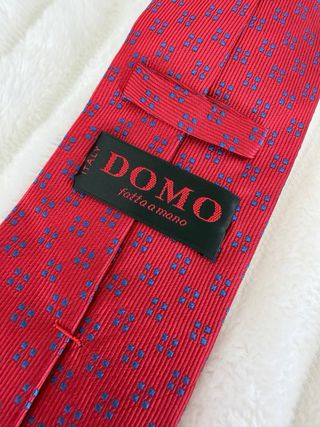 Corbata Domo Seda Azul Marino y Rojo