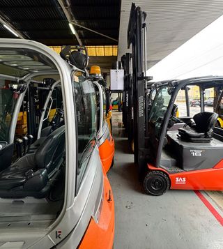 CARRETILLA ELEVADORA 1600 KG SEGUNDA MANO