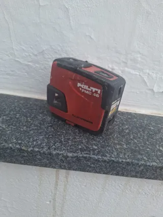 Nivel Láser Hilti PMC 46