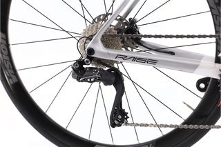 Megamo Raise Di2 12V (carretera) t.52 Reacondicionada