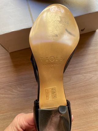 Sandalias de piel Vexed negras