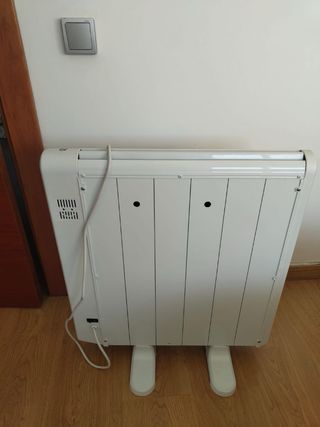 Radiador Eléctrico Orbegozo RRE 1000W Bajo Consumo