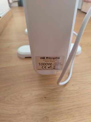 Radiador Eléctrico Orbegozo RRE 1000W Bajo Consumo