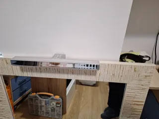 Specchio da bagno in legno e vetro