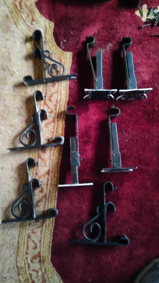 Soportes y remates cortina metal