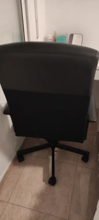 Silla de oficina MILLBERGET IKEA Negra