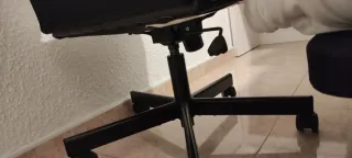 Silla de oficina MILLBERGET IKEA Negra