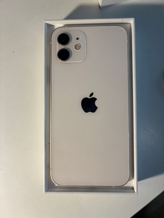iPhone 12 128GB con pantalla nueva