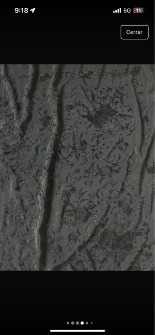 Manton bordado negro seda grande con flecos