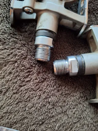 Pedales Shimano M324