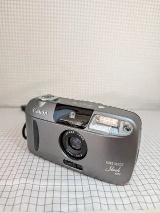 Canon Sure Shot Sleek Cámara Compacta Gris