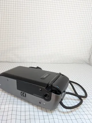 Canon Sure Shot Sleek Cámara Compacta Gris