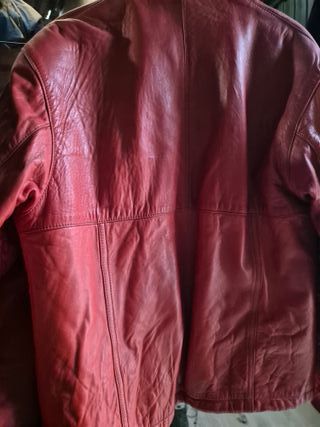 Chaqueta de Piel Roja Talla 50