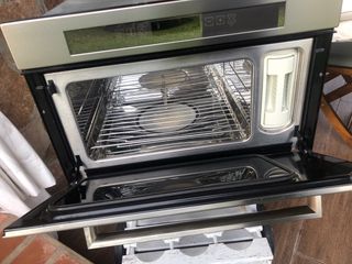 Horno vapor Ariston encastrable como nuevo
