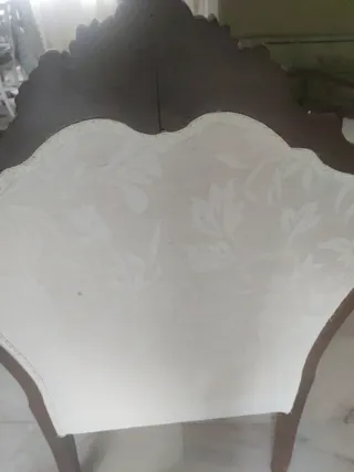 Butacas Descalzadora Madera y Tela 50 € cada una