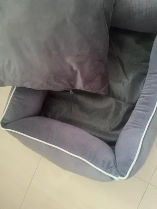 Cama para perro con cojín suelto Talla M